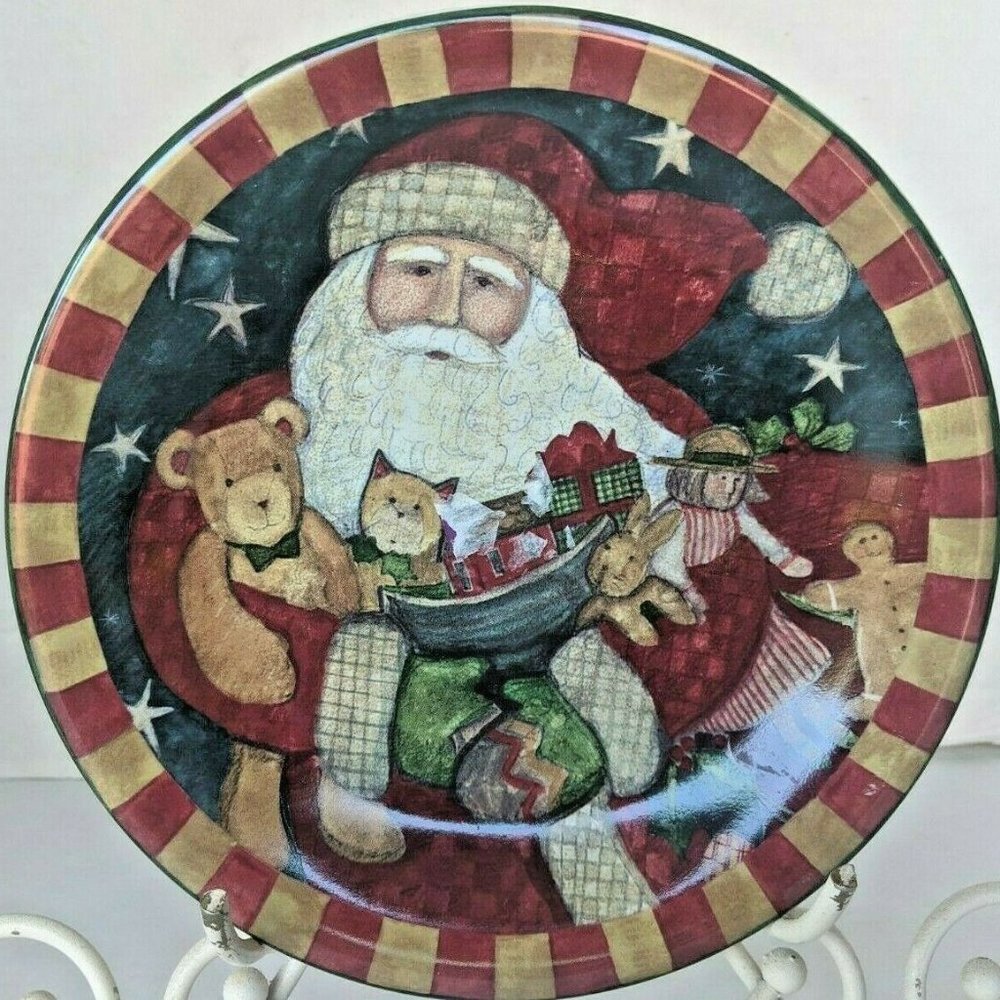 Susan Winget Rustic Santa 8in Plate